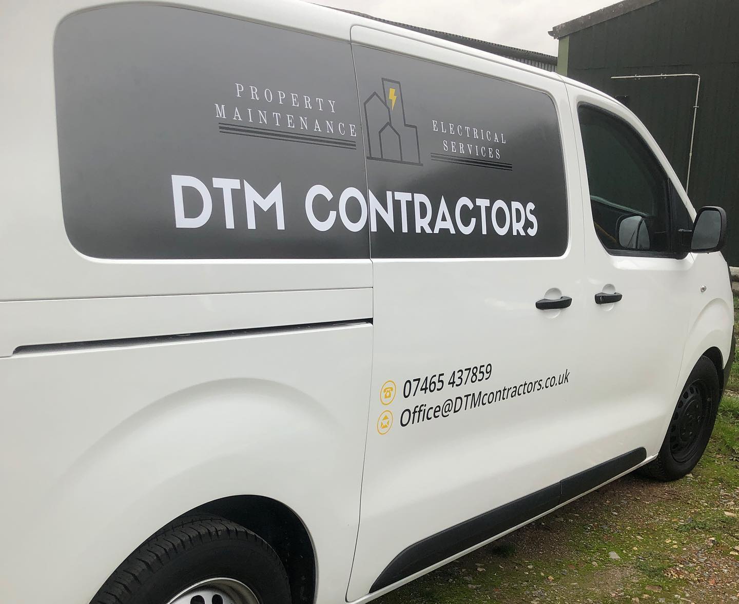 Electricians in Basingstoke and Hampshire